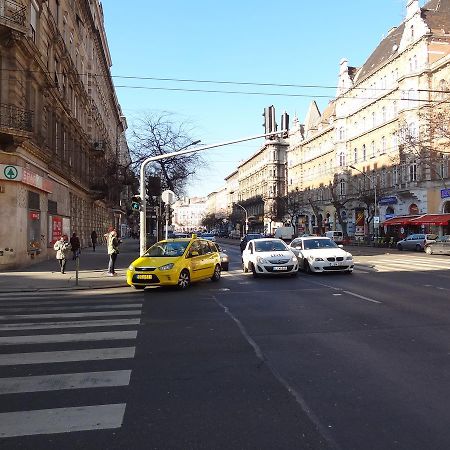 Erzsebet Boulevard Apartment Budapest Ngoại thất bức ảnh